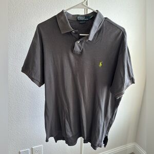 Men’s dark grey polo